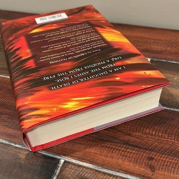 Crown of Feathers by Nicki Pau Preto Signed Autograph Hardcover Book - Picture 7 of 8